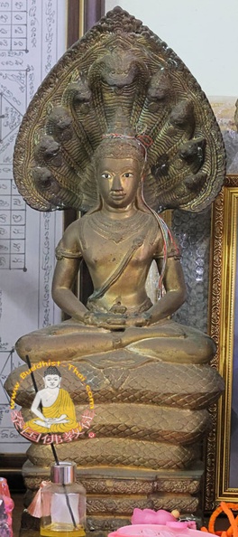 Thai Buddha & Monk Statue