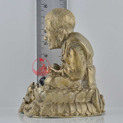 龙莆托金身，Ajahn KhangSeng 和十八位个大师加持（佛历2559）