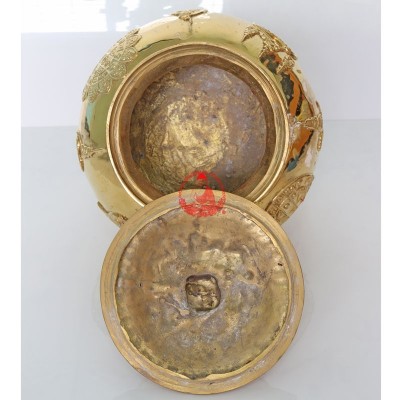 编号：2药师佛圣水容器，龙婆Kloy加持（佛历2556）4英寸入口，只做200个，Wat PuKowThong