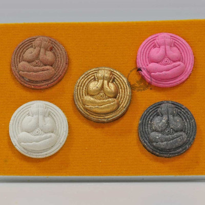 Phra Pidta LP Kloy Wat PuKowThong (B.E 2556) Made 1999 set