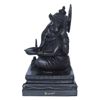 S/n:207 LP Key 2550 Phra PiKaNet 3.5 inches Lap Statue Height 16cm Wat SiLamYong