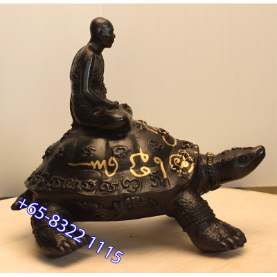 Late LP Liew, Wealthy Tortoise 5 Inches Base Statue 2556 Wat RaiTangThong