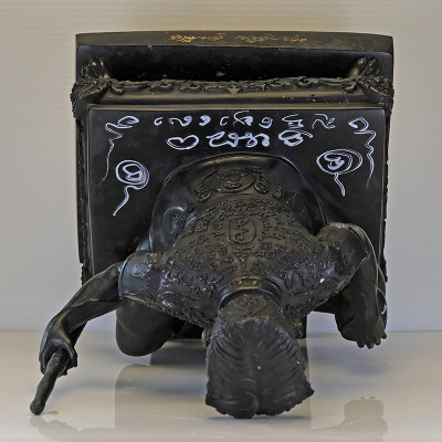 头帮编号:68额外手写符,古巴苏滨,佛历2554,坤平将军5寸金身高25cm,金面坤平