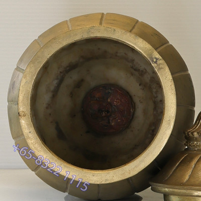 编号：50 龙婆宏圣药师佛圣水容器，佛历2549，高度32厘米