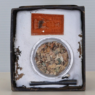 编号:265,LP Key加持,佛历2556,二哥丰金身高 20cm Wat SiLamYong