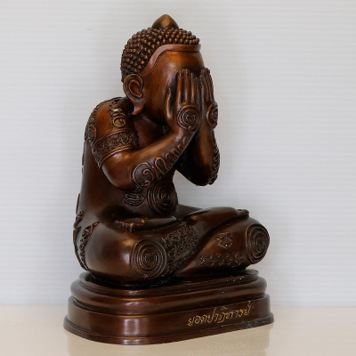 LP Yod 2565 帕比打 PokSap 金身19cm 造59尊，编号：10