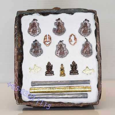 Mae NangKwak 3 Inches Lap Statue, Wat BangPhra 2559, Height 23cm