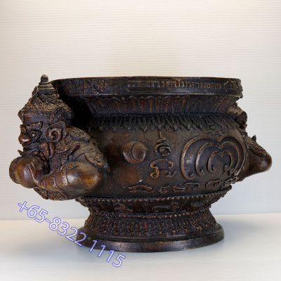 S/n: 647 Phra RaHu Incense Censer (KaTangToop) Wat PiKulThong 2551 ID: 17 cm