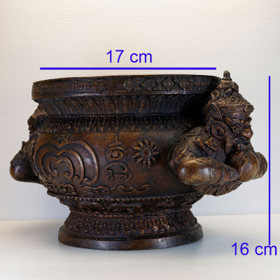编号：647 啦胡香炉，佛历2551Wat PiKulThong 内径：17厘米