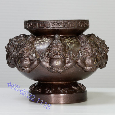 9 Famous Monks Chanted LP Nu-Inn 2557 Phra Rahu Joss Stick Burner, Height 11.5cm (S)
