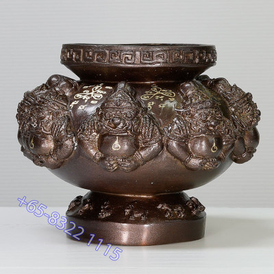 9 Famous Monks Chanted LP Nu-Inn 2557 Phra Rahu Joss Stick Burner, Height 11.5cm (S)