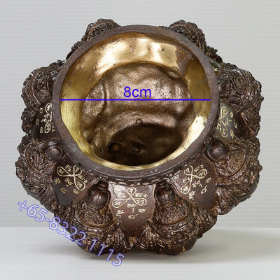 9 Famous Monks Chanted LP Nu-Inn 2557 Phra Rahu Joss Stick Burner, Height 11.5cm (S)