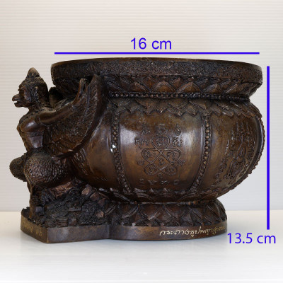Wat Kaeo Chaem Fa 2560 Phayakrut Incense Burner ID: 16cm