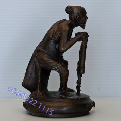 Made 999, S/n:616 LP Sakorn 2553 ChuChok Statue 12cm Wat NongKrub