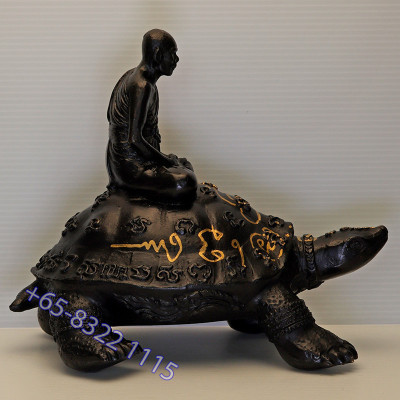Late LP Liew, Wealthy Tortoise 5 Inches Base Statue 2556 Wat...