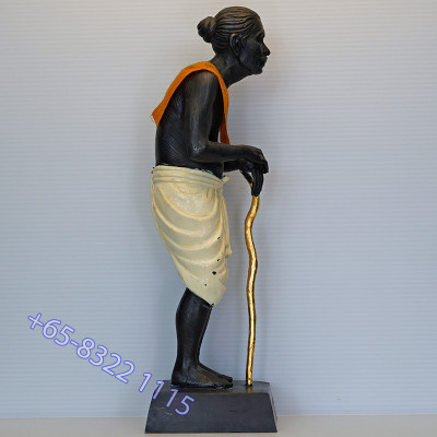 Made 199 S/n:18 LP Kloy HoonPaYong Statue 12 inches B.E 2557 White Pant