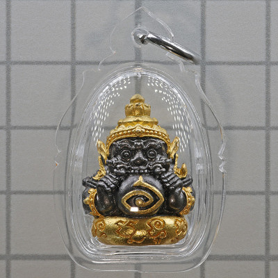 阿赞苏滨 2566 帕拉胡 3k 镀金 2.2cm