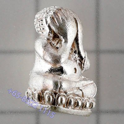 Made 200 LP Kloy 2557 Phra Pidta Silver 1.7cm Wat PuKowThong
