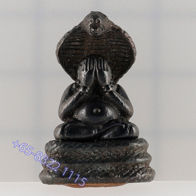 Gold Code S/n:28 Ajahn KhunPan 2546 Phra Pidta LekNamPee 2.8cm...