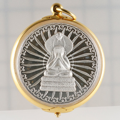 90% Gold Casing Silver S/n:323 Ajahn KhunPan Phra Pidta 2546 MuaMungKao