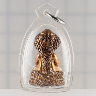 Ajahn KhunPan 2546 Gold Code S/n:122 Phra Pidta Nawa 2.8cm G-Pra Cert