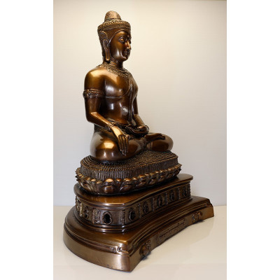 编号:81,龙婆宏,佛历2543 SaoHa, Phra PetSurin 9寸腿金身,高 42cm