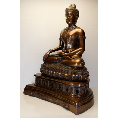 S/n:81 LP Hong 2543 Phra PetSurin 9 Inches Lap Statue Height 42cm
