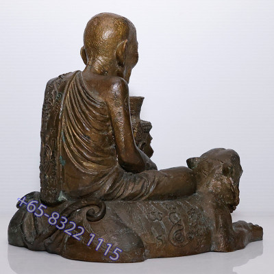 1st Batch Made 1999 S/n:1395 LP Kalong Seating Tiger Statue 2550 Wat Khao Laem