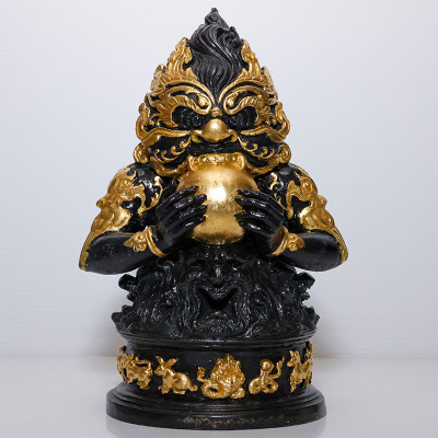 编号:246啪啦唬金身,龙婆Kloy佛历2555,瓦福考通,贴金打固