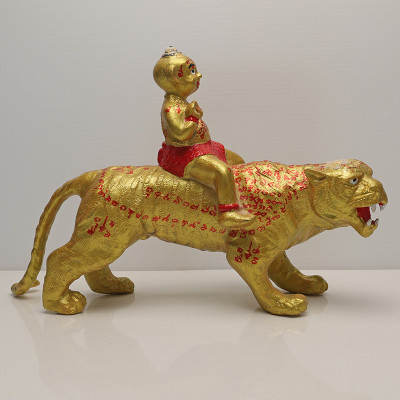 Made 700 S/n: LP Yam 2552 KuManThong Seat Tiger Statue Wat Sam Ngam