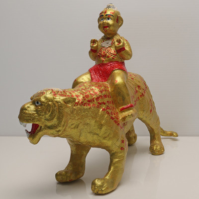 Made 700 S/n: LP Yam 2552 KuManThong Seat Tiger Statue Wat Sam Ngam