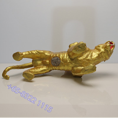 LP Yam B.E.2552 KuMan Ride Tiger Statue Made 700pcs S/n:220 Wat Sam Ngam