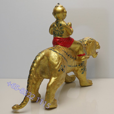 LP Yam B.E.2552 KuMan Ride Tiger Statue Made 700pcs S/n:220 Wat Sam Ngam