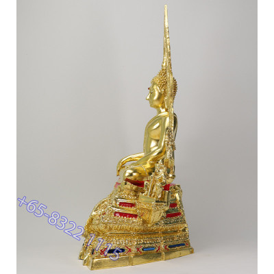 编号:850金納叻佛祖 5寸脚金身，佛历2568，金箔粘贴，高32.5cm