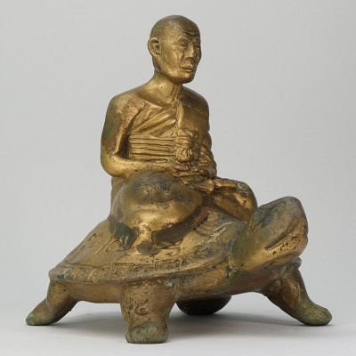 龙莆 刘 87 岁 佛历2532 招财y 龟 金身 16cm Wat RaiTangThong