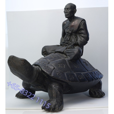 LP Liew 2538 Wealthy Tortoise Statue 35cm Wat RaiTangThong