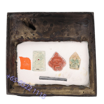 S/n:211 LP Key B.E.2556 Phra KhunPean, KuManThong KuManNee Statue 28cm