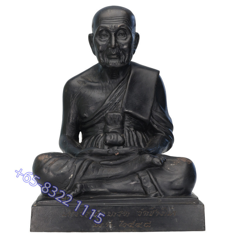 Wat Chang Hai B.E.2548 LP Thuad 6 Inches Lap Statue 22cm