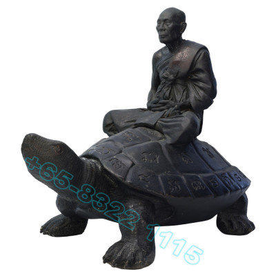 LP Liew Wat RaiTangThong B.E.2538 Wealth Tortoise Statue 35cm