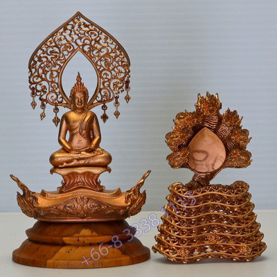 Statue ShowCase