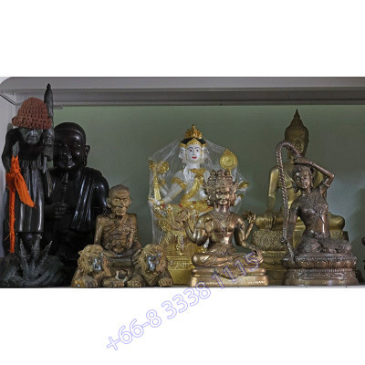 Statue ShowCase