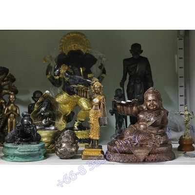 Statue ShowCase
