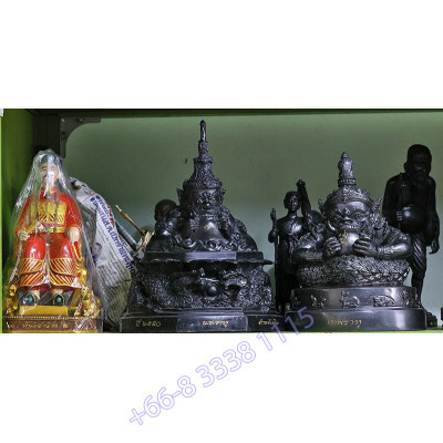 Statue ShowCase