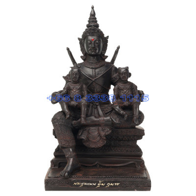 lp key phrapaen statue with kuman tong and kuman ree