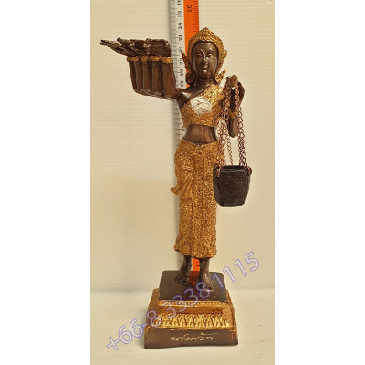 Statue ShowCase