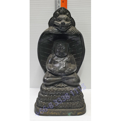 Statue ShowCase