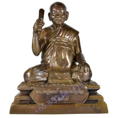 Statue ShowCase