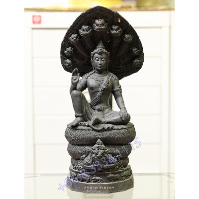 Statue ShowCase