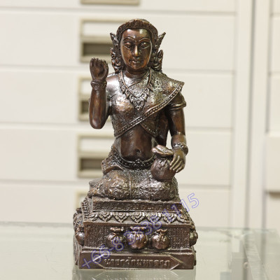 Statue ShowCase