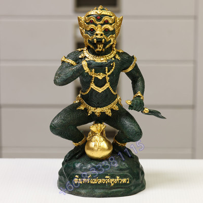 Statue ShowCase